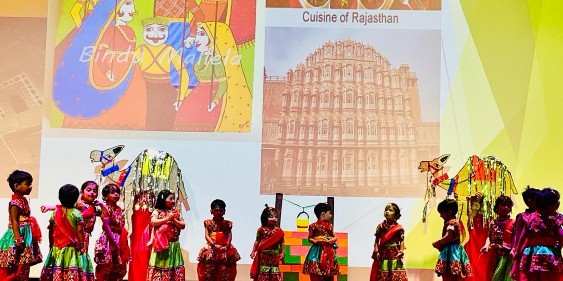 लिटिल इंजन प्री स्कूल और डे केयर ने “स्वर्णिम भारत” थीम के साथ अपना वार्षिक दिवस मनाया