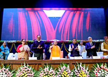 आज यूपी में आ रहे प्रदेश की आबादी से दोगुने टूरिस्ट : मुख्यमंत्री