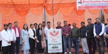 गलगोटिया विश्वविद्यालय में रक्तदान शिविर का आयोजन किया गया
