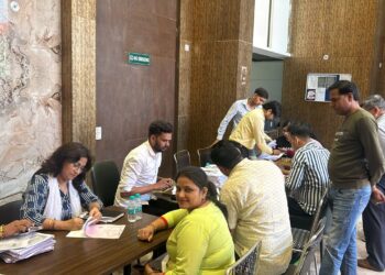 सीनियर सिटीजन सोसाइटी व मिग्सन अल्टिमो में फ्लैट की रजिस्ट्री शुरू