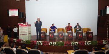 गलगोटियास विश्वविद्यालय में वृद्धजनों को मिला बडा सम्मान, वृद्धजनों से विद्यार्थियों को मिला आशीर्वाद