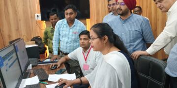 लोकसभा सामान्य निर्वाचन-2024 के दृष्टिगत सामान्य प्रेक्षक सिमरनदीप सिंह ने कंट्रोल रूम, सी-विजिल, एम.सी.एम.सी. रूम एवं नामांकन कक्ष का किया निरीक्षण