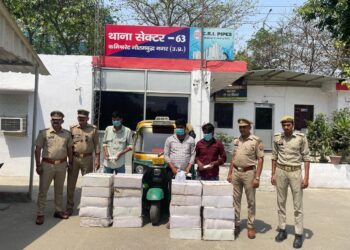 नोएडा पुलिस ने अवैध शराब की बिक्री करने वाले 3 शराब तस्कर किए गिरफ्तार, कब्जे से 20 पेटी अवैध शराब बरामद