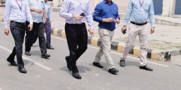 जिला निर्वाचन अधिकारी के निर्देश पर अपर जिलाधिकारी प्रशासन एवं पुलिस उपायुक्त ने फूल मंडी का किया स्थलीय निरीक्षण