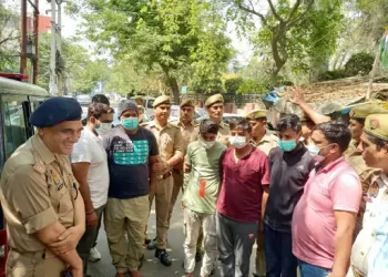नोएडा में नकली तंबाकू बनाने वाली फैक्ट्री पुलिस ने पकड़ी, छह आरोपियों को किया गिरफ्तार