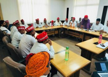 अखिल भारतीय किसान सभा गौतम बुद्ध नगर इकाई ने एनपीसीएल के उच्च अधिकारियों के साथ किबैठक
