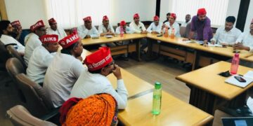 अखिल भारतीय किसान सभा गौतम बुद्ध नगर इकाई ने एनपीसीएल के उच्च अधिकारियों के साथ किबैठक