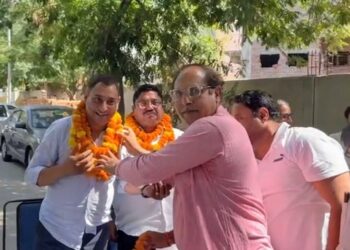 ग्रेटर नोएडा के सेक्टर-37 आरडब्ल्यूए का आज रविवार को शपथ ग्रहण समारोह हुआ