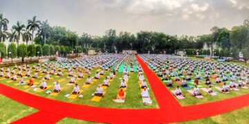 संपूर्ण मानवता के कल्याण के मार्ग को प्रशस्त करता है अंतर्राष्ट्रीय योग दिवसः सीएम योगी