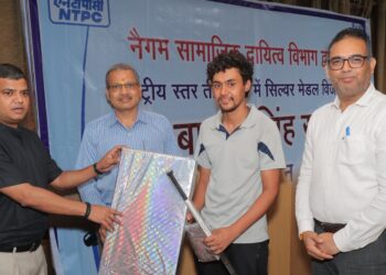 एनटीपीसी दादरी द्वारा नैगम सामाजिक दायित्व के अंतर्गत तीरंदाज बालम सिंह खानी, सिल्वर पदक विजेता का सम्मान