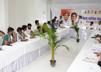 जिला कांग्रेस कमेटी गौतमबुद्ध नगर की मासिक बैठक हुई सम्पन्न