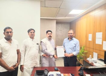 जिला न्यायालय के पास से अवैध अतिक्रमण को हटाने की करप्शन फ्री इंडिया ने की मांग