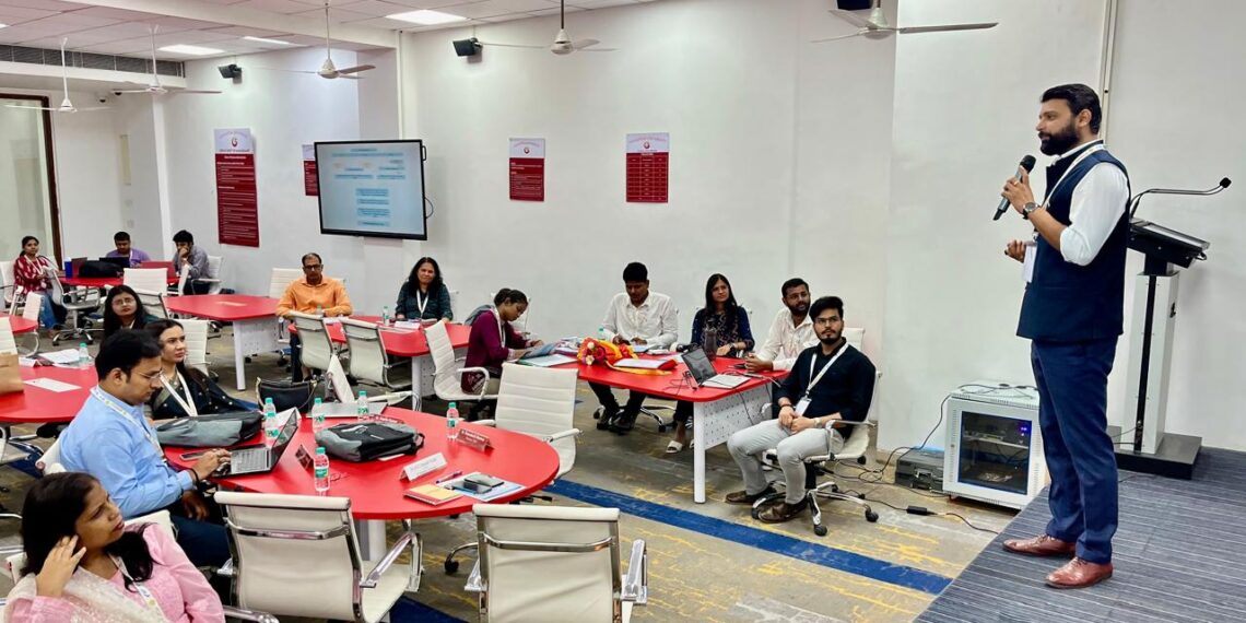 गलगोटियास यूनिवर्सिटी में दो दिवसीय एआईसीटीई द्वारा प्रायोजित “इनोवेशन एंड एंटरप्रेन्योरशिप ट्रेनिंग एंड एक्सपोजर विजिट” कार्यक्रम का समापन