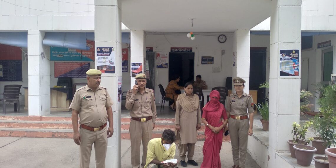 खुलासा : पत्नी ने प्रेमी के साथ मिलकर कैची से गोदकर की पति की हत्या, दोनों आरोपी गिरफ्तार