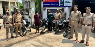 नोएडा फेस 1 थाना पुलिस ने दो शातिर दुपहिया वाहन चोरों को किया गिरफ्तार , कब्जे से चोरी के 7 वाहन बरामद