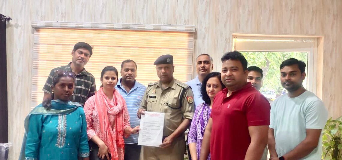 गौतम बुद्ध नगर विकास समिति के सदस्यों ने एसीपी – 2 सेंट्रल नोएडा से मिलकर बढ़ते हुए मामलों साइबर ठगी, खुले में शराब पीना, छीना झपटी समस्याओं को लेकर मुलाक़ात की