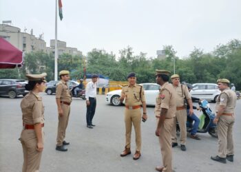 कावड़ यात्रा को लेकर एडीसीपी नोएडा ने लिए सुरक्षा का जायजा