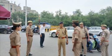 कावड़ यात्रा को लेकर एडीसीपी नोएडा ने लिए सुरक्षा का जायजा
