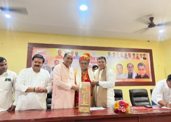 भाजपा ज़िला कार्यालय तिलपता पर बजट को लेकर हुई चर्चा