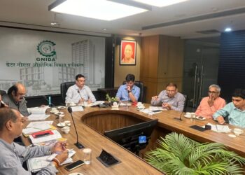 ग्रेटर नोएडा के औद्योगिक सेक्टरों के पार्क होंगे दुरुस्त, उद्योग बंधु की बैठक में एसीईओ सौम्य श्रीवास्तव ने दिए निर्देश