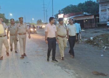 ग्रेटर नोएडा में पुलिस प्रशासन और आबकारी विभाग एक्टिव मोड पर