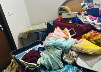 ग्रेटर नोएडा में चोरों ने 3 घरों को बनाया निशाना, लाखों का सामान चोरी