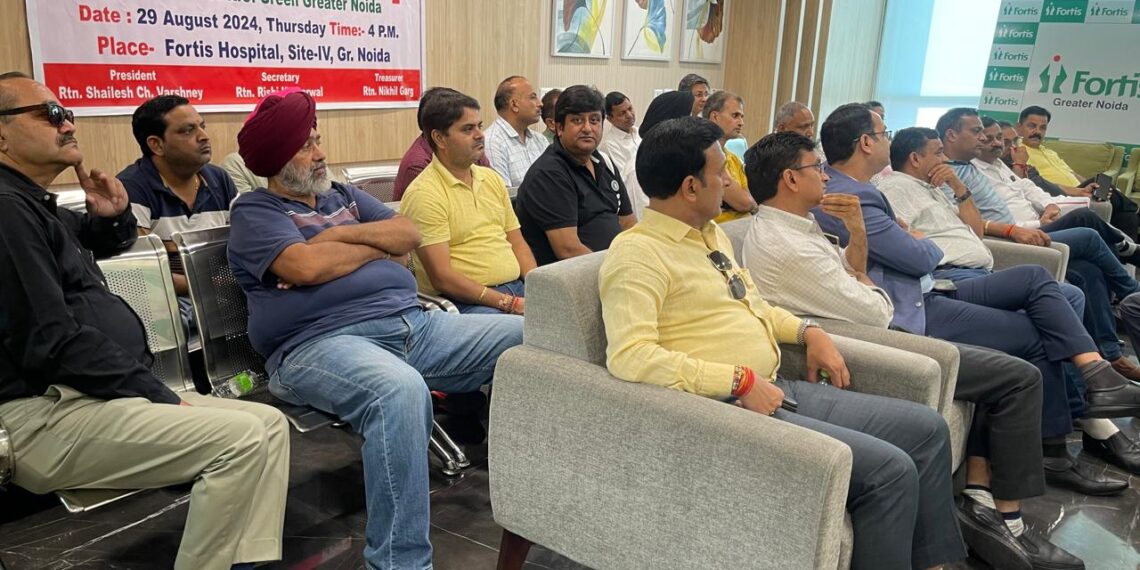 रोटरी क्लब ऑफ़ ग्रेटर नोएडा द्वारा एक हैल्थ टॉक का आयोजन