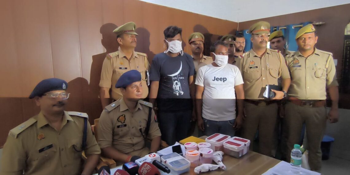 सूरजपुर थाना पुलिस ने राह चलते लोगों से लूटपाट करने वाले 2 बदमाशो को किया गिरफ्तार