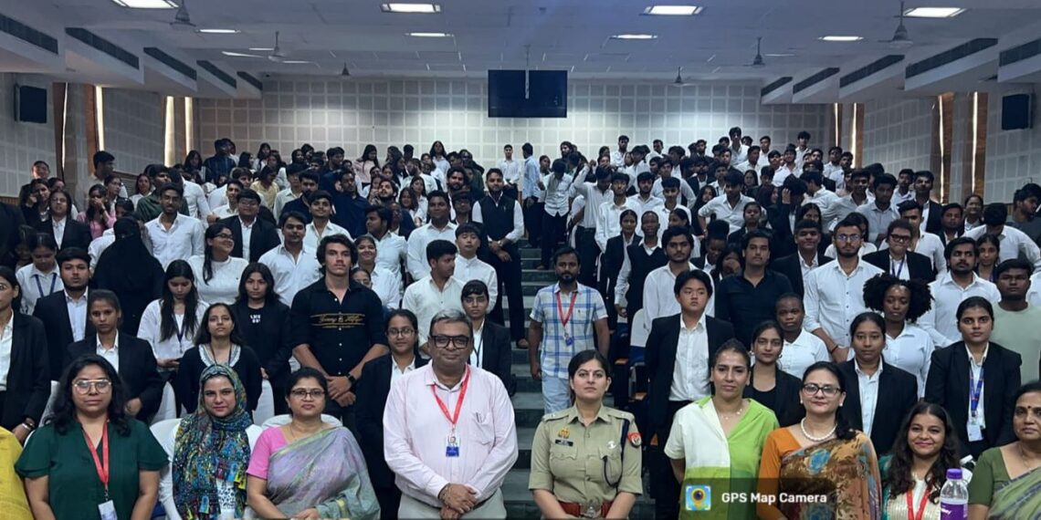 शारदा विश्वविद्यालय में यौन उत्पीड़न से महिलाओं की सुरक्षा को लेकर प्रशिक्षण कार्यक्रम का आयोजन