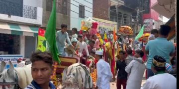 मुस्लिम समाज के लोगों ने ईद ए मिलाद उन नबी का त्यौहार बड़े ही हर्षोल्लास के साथ मनाया
