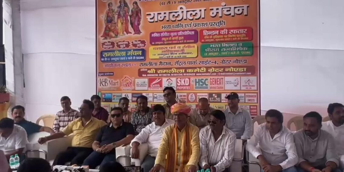 श्री रामलीला कमेटी के द्वारा भव्य तरीके से होगा रामलीला का मंचन, इस बार 55 फीट का धनुष तोड़ेंगे भगवान राम