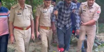 नोएडा में पुलिस और बदमाश के बीच हुई मुठभेड़, गोली लगने से हुआ घायल