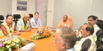 लैटिन अमेरिका एवं कैरेबियन देशों के सिविल सेवकों के प्रतिनिधिमंडल ने जनपद गौतम बुद्ध नगर के प्रशासनिक अधिकारियों के साथ किया संवाद