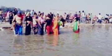 सावधान : अगर आप धार्मिक स्थल गंगाजी राजघाट नरौरा स्नान करने जा रहे हैं तो चोरों से सतर्क रहें