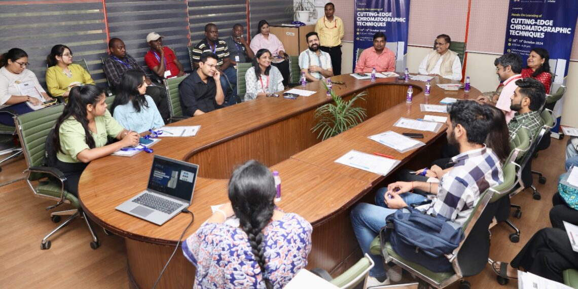 शारदा विश्वविद्यालय में क्रोमैटोग्राफी तकनीक पर दो दिवसीय लर्निंग कार्यक्रम का हुआ आयोजन