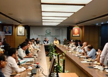 उद्योग सहायक समिति की बैठक में उद्यमियों ने ओटीएस की उठाई मांग
