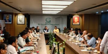 उद्योग सहायक समिति की बैठक में उद्यमियों ने ओटीएस की उठाई मांग