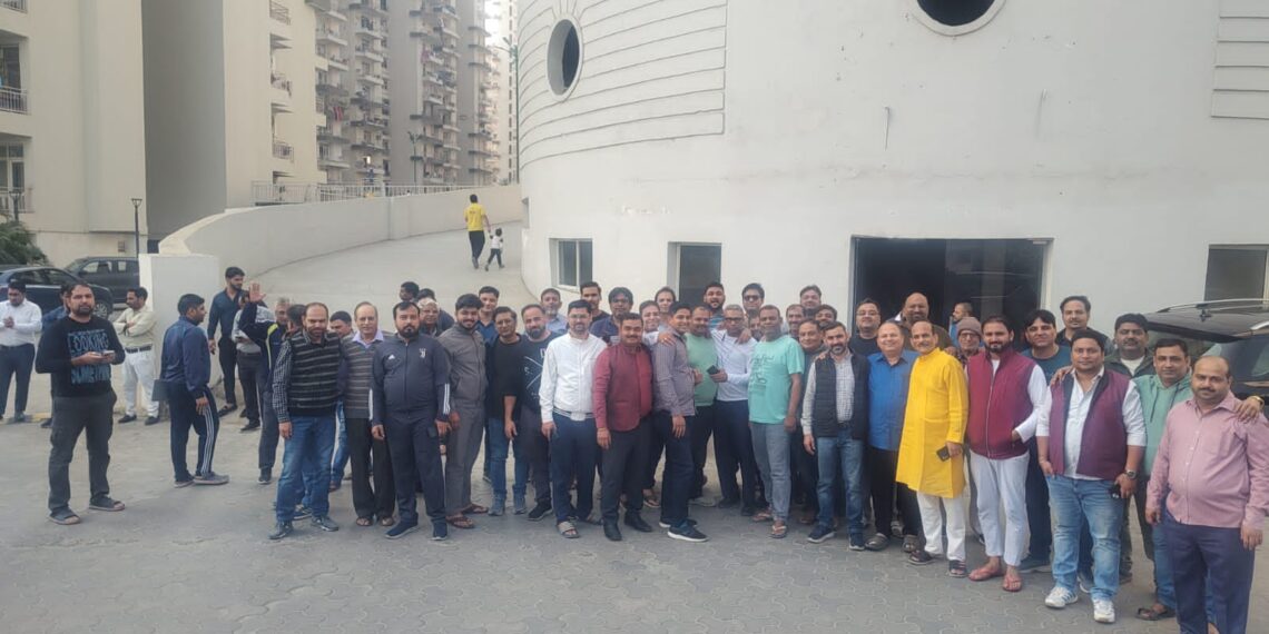 इकोविलेज-1 में नवचयनित टावर प्रतिनिधियों का मेंटेनेंस एजेंसी के साथ बैठक संपन्न