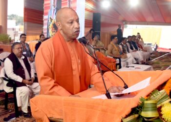 सशक्त भारत’ के निर्माण के लिए ‘स्वस्थ भारत’ का होना जरूरी : सीएम योगी