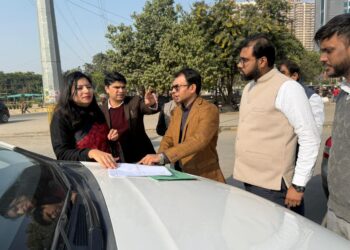 एसीईओ ने चारमूर्ति चौक और शाहबेरी रोड का लिया जायजा