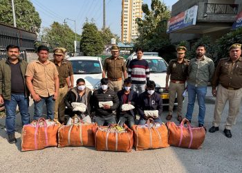 नोएडा पुलिस की बड़ी कार्यवाही  : 4 गांजा तस्कर गिरफ्तार, लगभग 1 क्विंटल अवैध गांजा बरामद