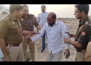 थाना दादरी पुलिस और 50 हजार के इनामी बदमाश के बीच मुठभेड़, बदमाश घायल