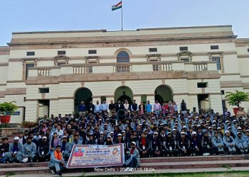 आदिवासी युवा आदान-प्रदान कार्यक्रम: भारत की विरासत और विकास को करीब से देख रहे युवा