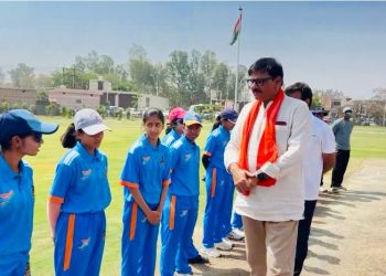 क्रिकेट ग्राउंड बनाकर हुआ तैयार, अंतरराष्ट्रीय स्तर की महिलाओं ने पहला T20 मैच खेलकर किया शुभारंभ”
