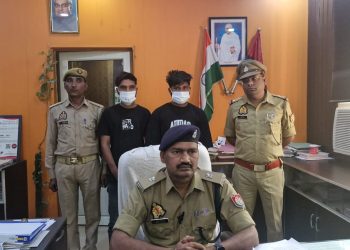 नॉलेज पार्क थाना पुलिस ने समलैंगिक एप के माध्यम से लूट करने वाले गिरोह का खुलासा किया