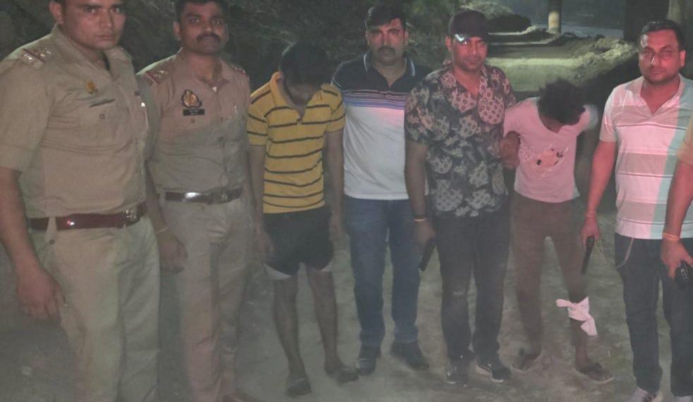 नोएडा में पुलिस और बदमाशों के बीच मुठभेड़, दो गिरफ्तार