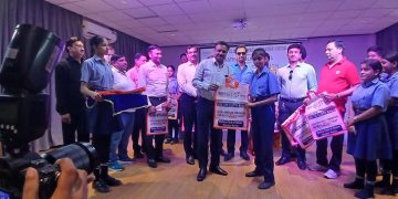 रोटरी क्लब ऑफ़ ग्रीन ग्रेटर नोएडा ने कपड़े के बैग्स का वितरण कर जागरूकता अभियान की शुरुआत की