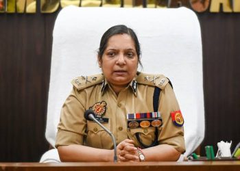 नोएडा पुलिस कमिश्नर लक्ष्मी सिंह के निर्देश पर अधिकारियों के कार्यभार में किया गया बड़ा फेरबदल