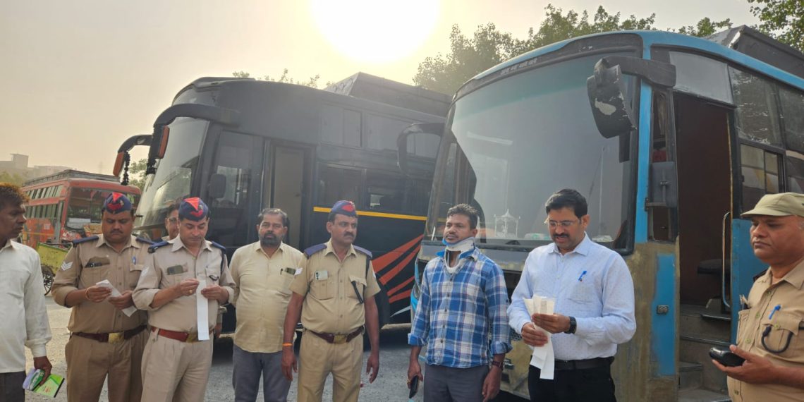 परिवहन विभाग ने जांच अभियान के तहत अब तक 25 बसों पर की अनाधिकृत संचालन व ओवरलोडिंग की कार्यवाही