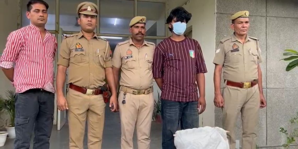 नोएडा पुलिस ने 3 लाख का गांजा और कार के साथ एक तस्कर किया गिरफ्तार